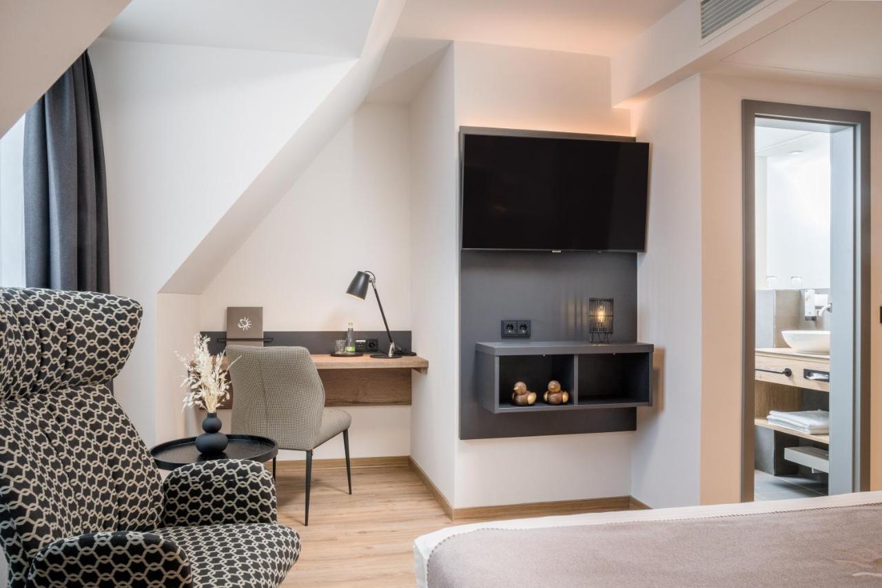 Landhotel Sonne Neuendettelsau Luaran gambar