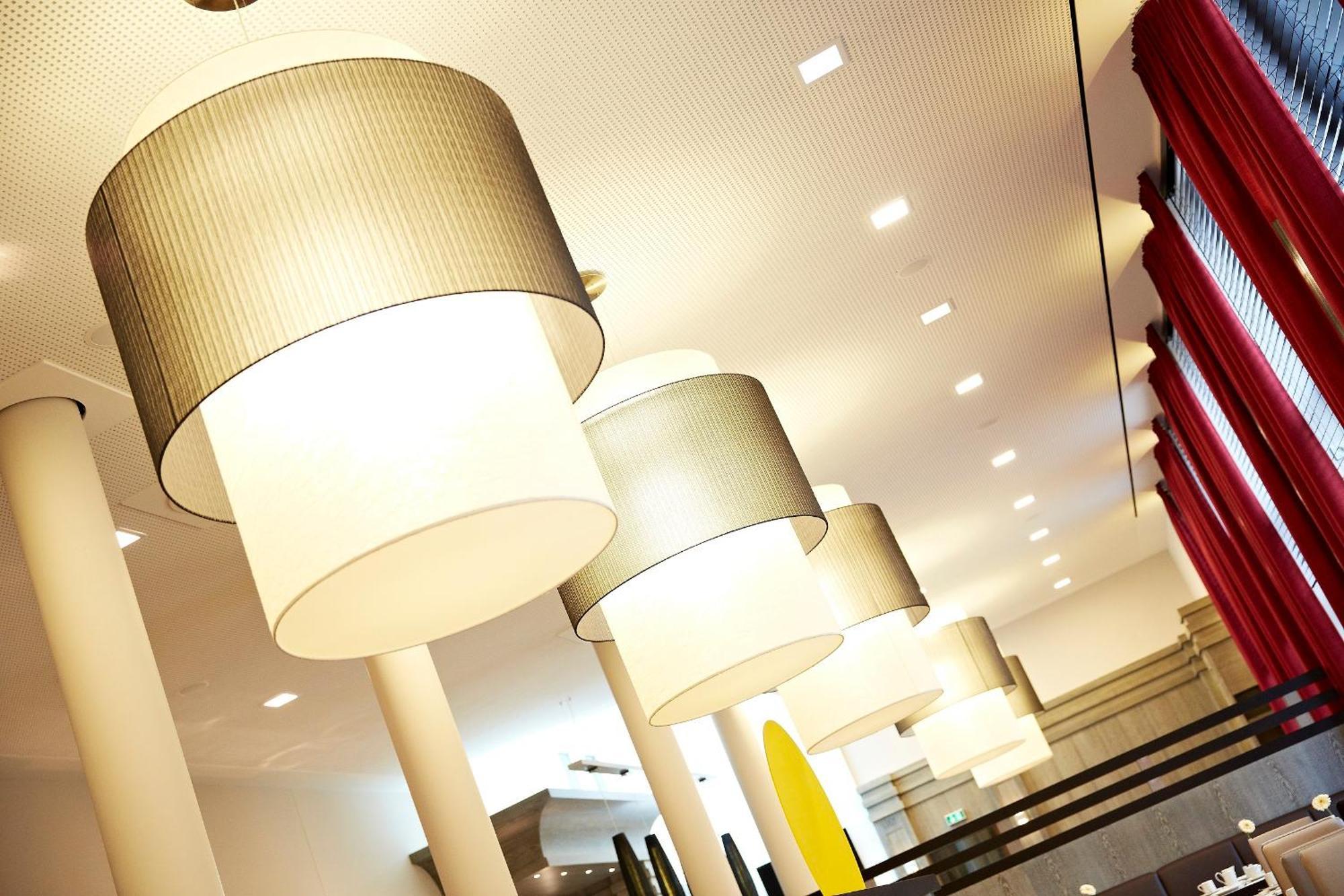 Landhotel Sonne Neuendettelsau Luaran gambar