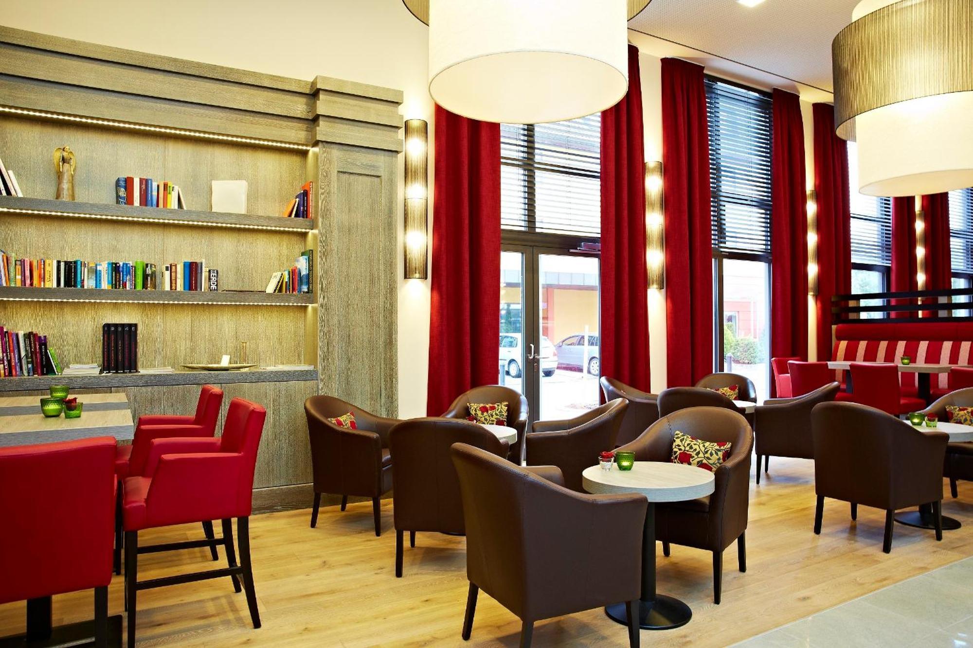 Landhotel Sonne Neuendettelsau Luaran gambar