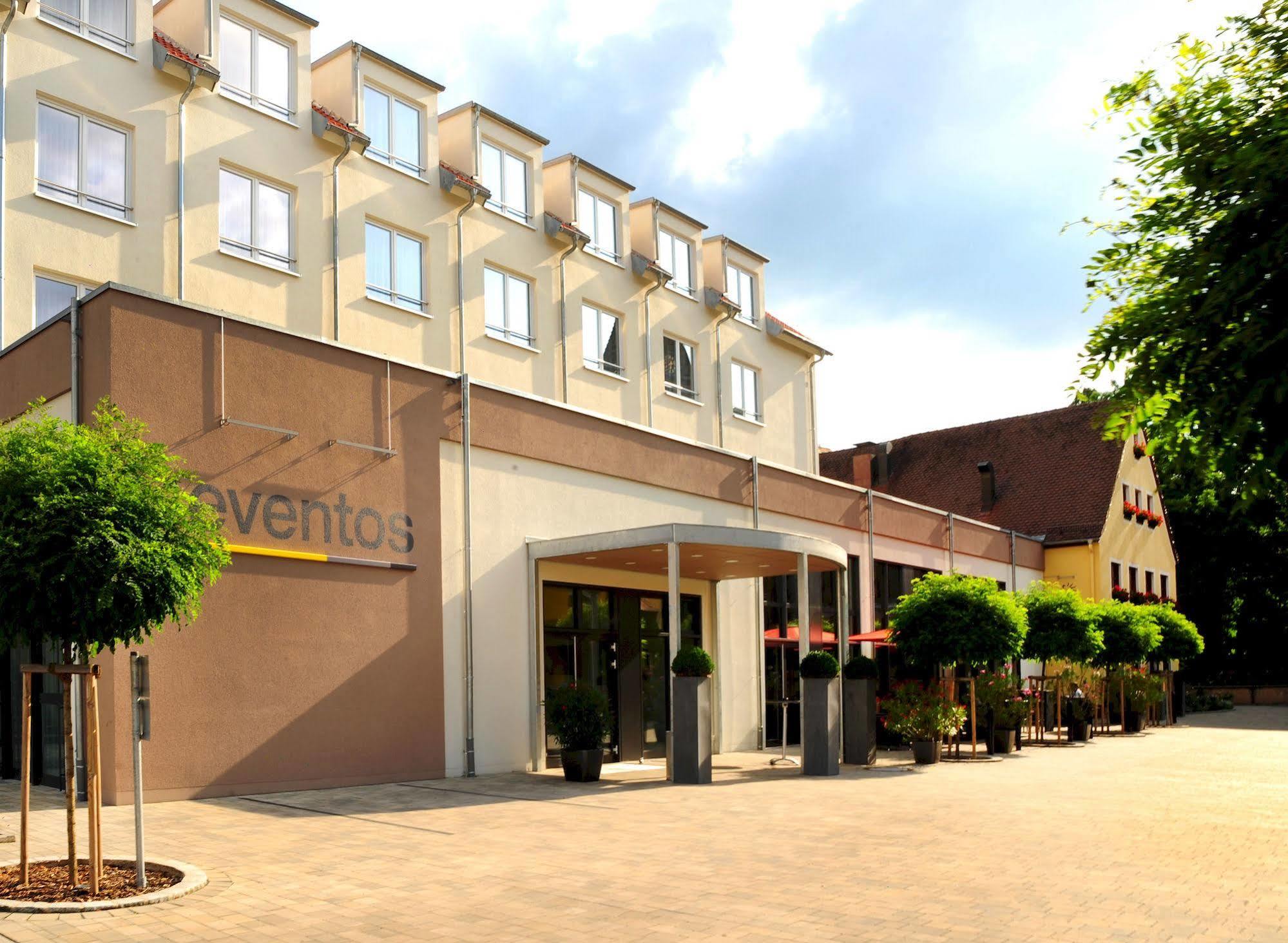Landhotel Sonne Neuendettelsau Luaran gambar